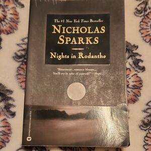 Nights in Rodanthe by Nicholas Sparks Book